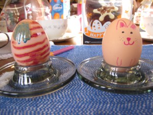 (The one on the left is in fact not mine. Saskia still likes America. I like rabbits.)